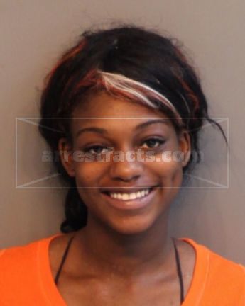 Dashay L Putman