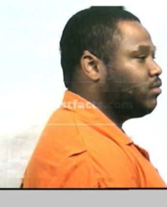 Brandon D Braggs