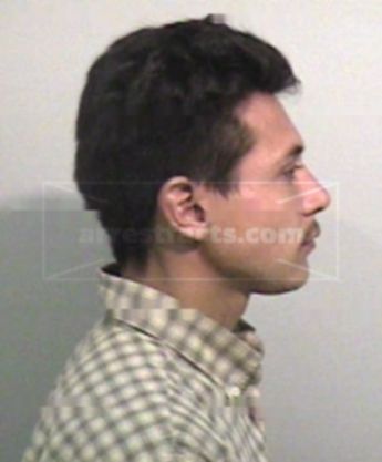 Rafael L Barron