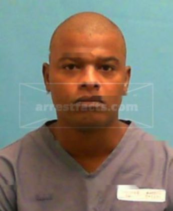 Lance Zavier Roberts