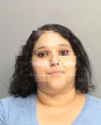 Leslie Marisha Curbelo