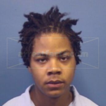 Devontae Robertson