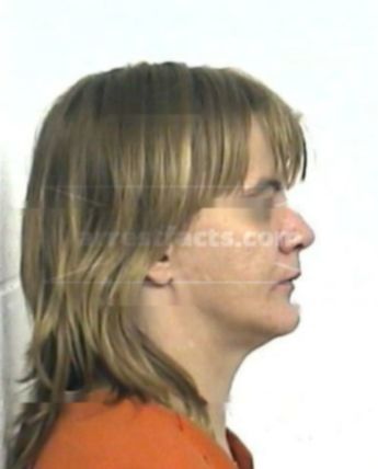 Linda L Anderson