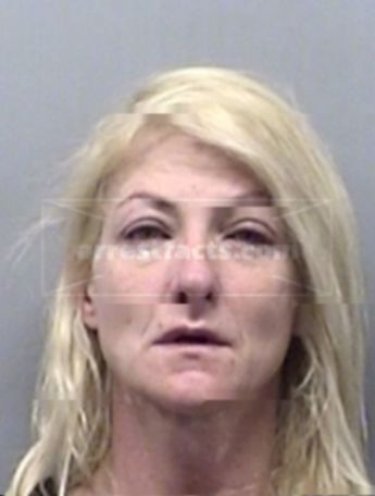 Shannon Della Farris
