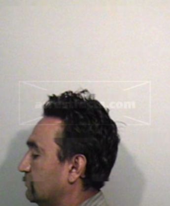 Max Cruz