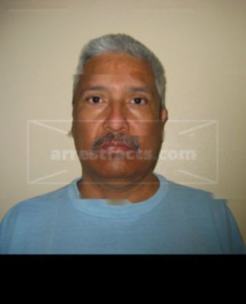 Andrew R Aguila