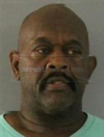 Johnny Lee Daniels