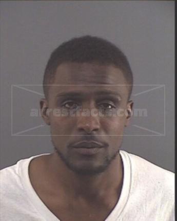 Lamont T Williams