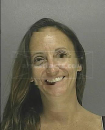 Leslee Debord