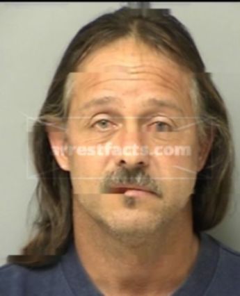 Howard Earl Crouch