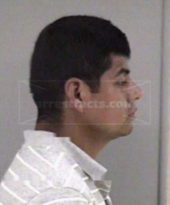 Mario F Villavicencio