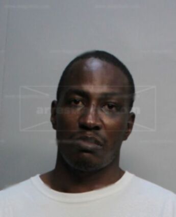 Tuvaris L John