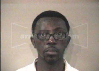 Michael D Huggins