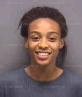 Quetryia Evania Hayes