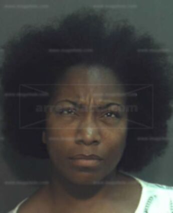 Nikia Lovet Barrett