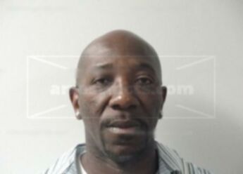 Lorenzo L Bolling