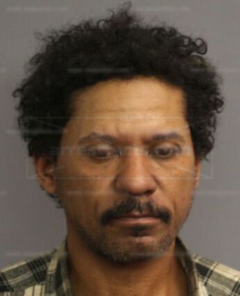 Esteban C Barrett