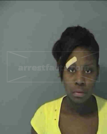 Shanique D Isadore