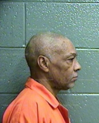 Willie R Willis