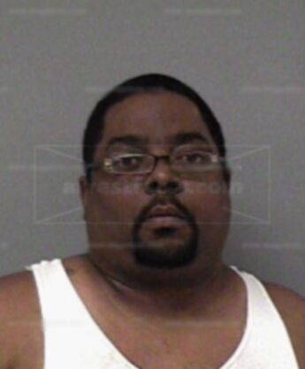 Vernon L Moultrie