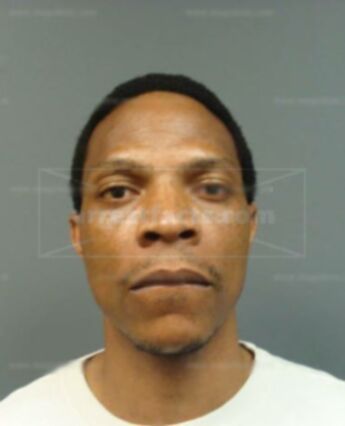 Johnnie L Williams
