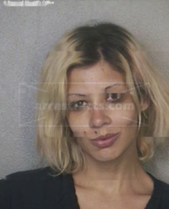 Laura Christina Villalobos