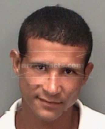 Osvaldo Flores