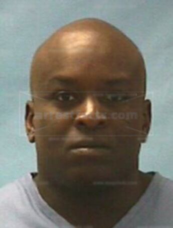 Dewight L Daniels