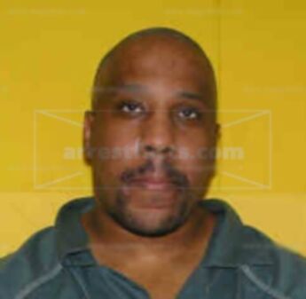 Michael J Scruggs