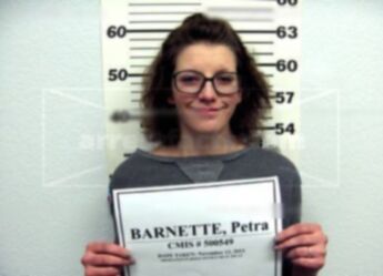 Petra Lynn Barnett