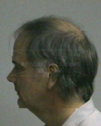 Robert M Stephens