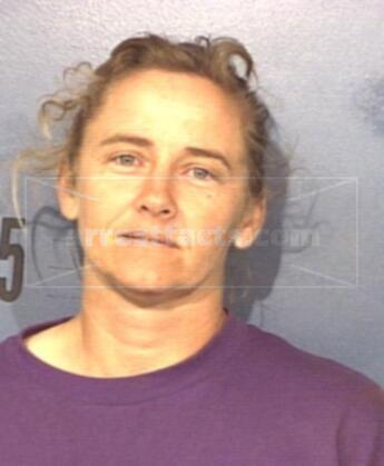 Traci Lynn Andrews