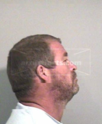 Roger L Boyett