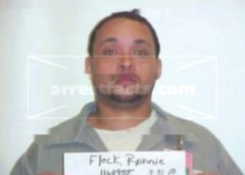 Ronnie R Fleck