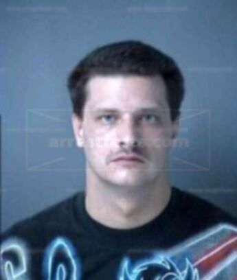 Michael Lee Rowe