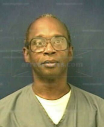 Lorenzo L Parks