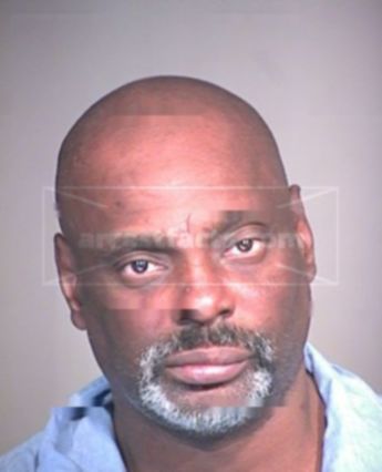 Larry D Washington
