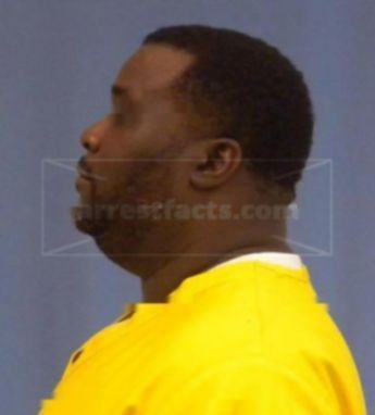 Marvin R Thomas