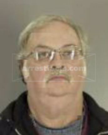 Clifton Larry Jannise