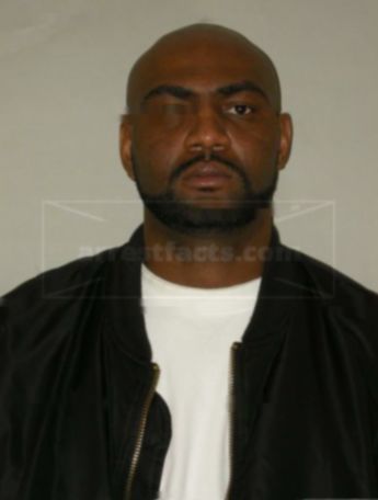 Marcus L Owens