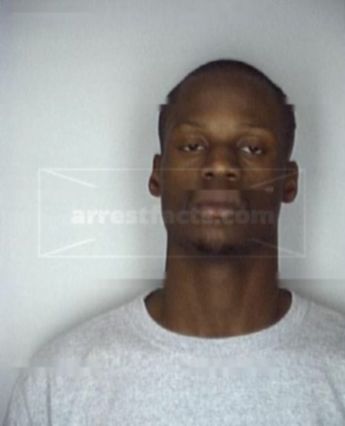 Levar K Robinson