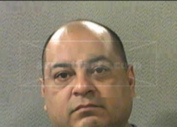 Marco V Alvarez