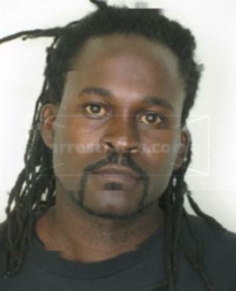 Douglas Desue