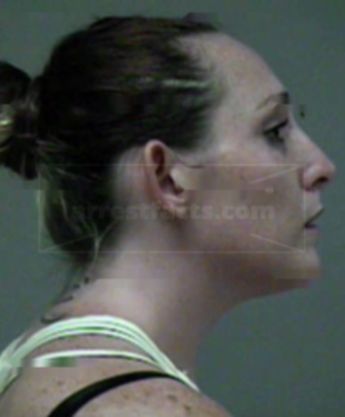 Brandi R Wallace
