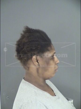 Shante Latreis Robertson