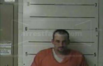 Daryl R Bryant
