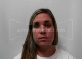 Megan D Hoodlet