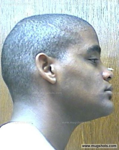 Tyreace L Knowles