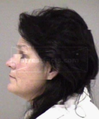 Leslie R Garachana