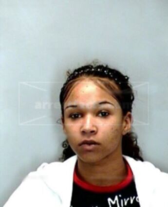 Dareese D Lum